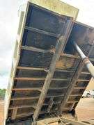 2001 FREIGHTLINER DUMP TRUCK - VIN: 1FUBBXAK61HB85584