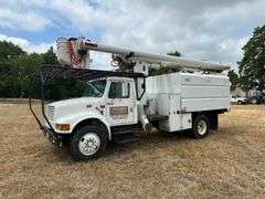 1999 INTERNATIONAL 4700 BUCKET TRUCK - VIN: 1HTSCABP0XH595401