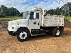 2000 FREIGHTLINER DUMP TRUCK - VIN: 1FUWJJCB0YHB84990