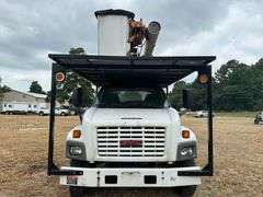 2006 GMC C7500 BUCKET TRUCK - VIN: 1GDL7C1GX6F415270