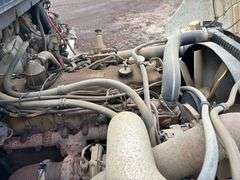 2000 FREIGHTLINER DUMP TRUCK - VIN: 1FUWJJCB3YHB85051