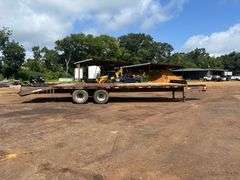 2002 PINTLE HITCH EQUIPMENT TRAILER - VIN: 5D3BP28262E101474
