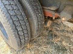 2002 GMC BUCKET TRUCK - VIN: 1GDP7H1E72J506422