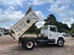 2001 FREIGHTLINER DUMP TRUCK - VIN: 1FUWJJCB01HB85501