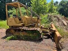 CATERPILLAR D3B DOZER - SER: 24Y01334