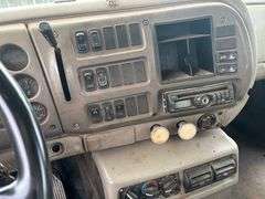2007 MACK CNH613 DUMP TRUCK - VIN: 1M2AJ06YX7N006427
