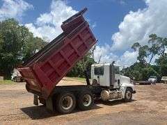 1998 FREIGHTLINER DUMP TRUCK - VIN: 1FUYDZYB3WL925146