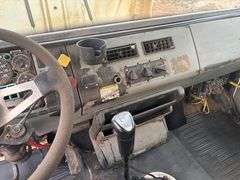 2000 FREIGHTLINER DUMP TRUCK - VIN: 1FUWJJCB7YHB85277