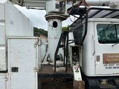 1999 INTERNATIONAL 4700 BUCKET TRUCK - VIN: 1HTSCABP0XH595401