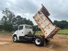 2000 FREIGHTLINER DUMP TRUCK - VIN: 1FUWJJCB9YHB85393