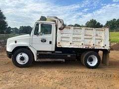 2000 FREIGHTLINER DUMP TRUCK - VIN: 1FUWJJCB0YHB84990