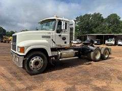 2006 MACK CNH613 TRUCK - VIN: 1M1AJ06YX6N003191