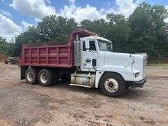 1998 FREIGHTLINER DUMP TRUCK - VIN: 1FUYDZYB3WL925146