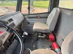 2000 FREIGHTLINER DUMP TRUCK - VIN: 1FUWJJCB9YHB85393