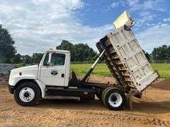 2000 FREIGHTLINER DUMP TRUCK - VIN: 1FUWJJCB0YHB84990