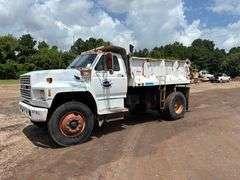1991 FORD F-800 DUMP TRUCK - VIN: 1FDYK84A9MVA09329