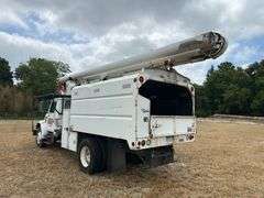 1999 INTERNATIONAL 4700 BUCKET TRUCK - VIN: 1HTSCABP0XH595401