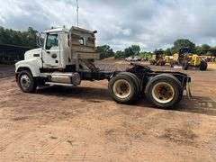 2006 MACK CNH613 TRUCK - VIN: 1M1AJ06YX6N003191