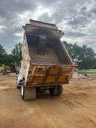 2000 FREIGHTLINER DUMP TRUCK - VIN: 1FUWJJCB7YHB85277