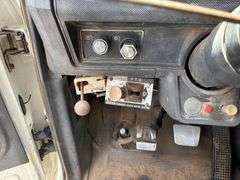 1991 FORD F-800 DUMP TRUCK - VIN: 1FDYK84A9MVA09329