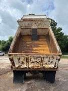2001 FREIGHTLINER DUMP TRUCK - VIN: 1FUBBXAK61HB85584