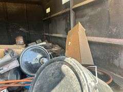 2002 GMC BUCKET TRUCK - VIN: 1GDP7H1E72J506422