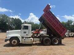 1998 FREIGHTLINER DUMP TRUCK - VIN: 1FUYDZYB3WL925146