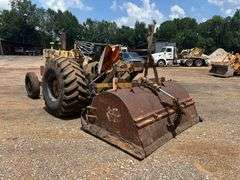 OLIVER TRACTOR - SER: 163638A