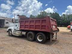 1998 FREIGHTLINER DUMP TRUCK - VIN: 1FUYDZYB3WL925146