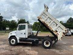 2001 FREIGHTLINER DUMP TRUCK - VIN: 1FUWJJCB01HB85501