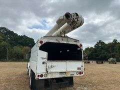 1999 INTERNATIONAL 4700 BUCKET TRUCK - VIN: 1HTSCABP0XH595401