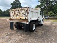 2001 FREIGHTLINER DUMP TRUCK - VIN: 1FUBBXAK61HB85584