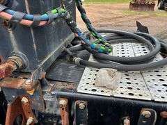 2012 FREIGHTLINER TRACTOR TRUCK - VIN: 1FUJGBDV9CSBR9006