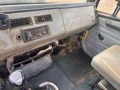 2000 FREIGHTLINER DUMP TRUCK - VIN: 1FUWJJCB9YHB85393