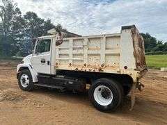 2000 FREIGHTLINER DUMP TRUCK - VIN: 1FUWJJCB7YHB85277