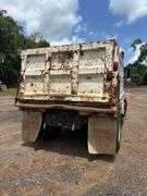 2000 FREIGHTLINER DUMP TRUCK - VIN: 1FUWJJCB7YHB85019