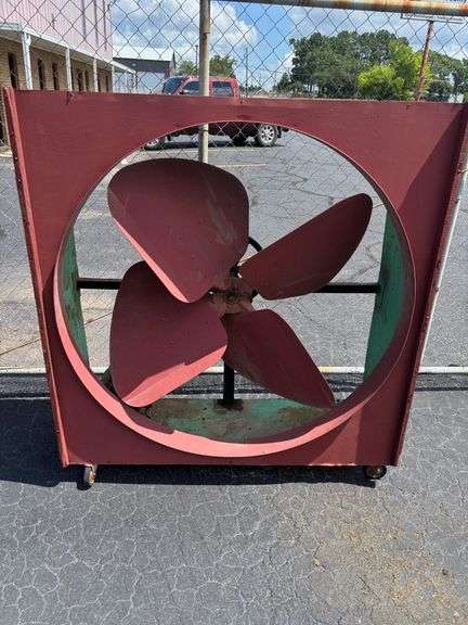 SHOP FAN