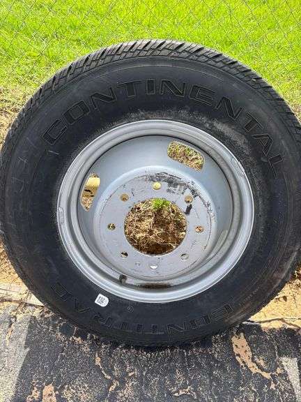 TIRE & WHEEL