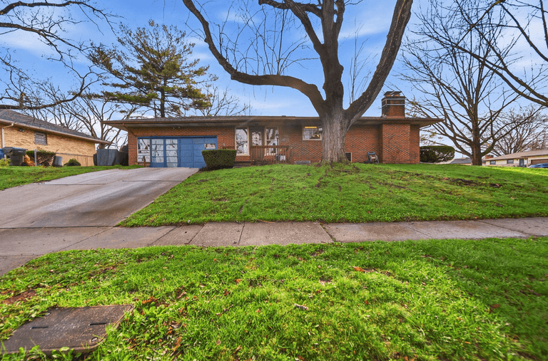 968 Garden Road, Columbus, OH 43224 - Reserve: $215,000