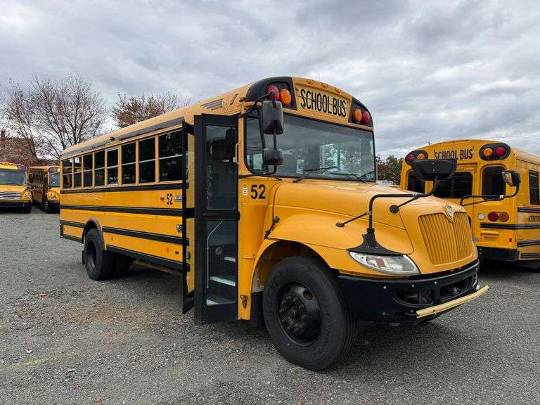 2014 INTERNATIONAL PB 105 CE SCHOOL BUS #52