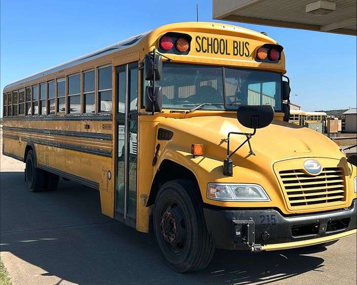 (2) 2016 BLUE BIRD BB VISION SCHOOL BUSES Located in BASTROP, TX