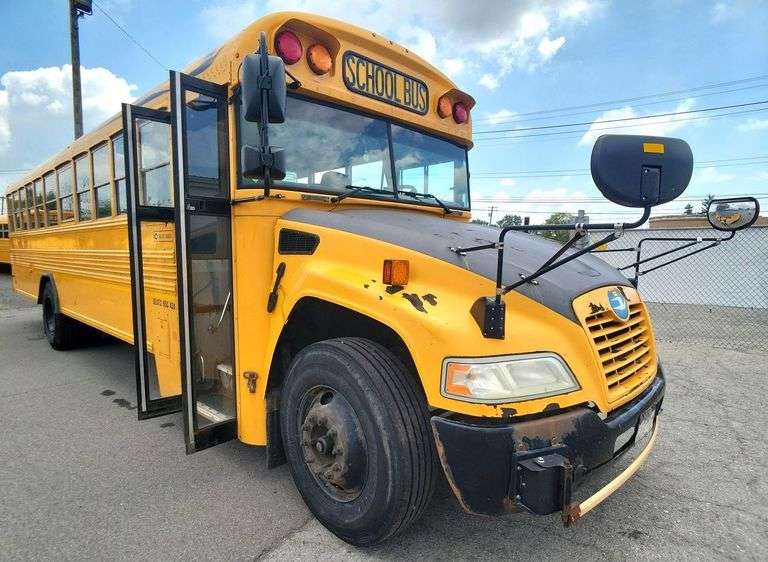 2015 BLUE BIRD BB VISION SCHOOL BUS #177
