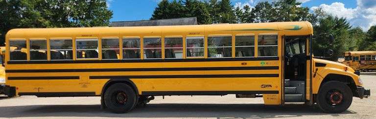 2016 BLUE BIRD BB VISION SCHOOL BUS #23