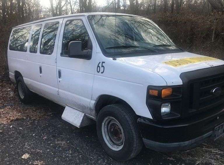 2011 FORD ECONOLINE E-150 VAN #A65