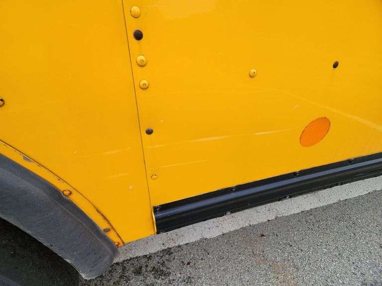 2015 BLUE BIRD BB VISION SCHOOL BUS #118