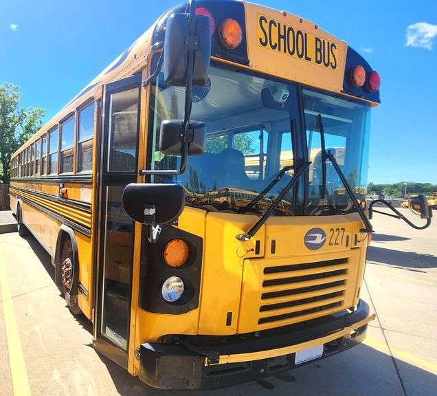2016 BLUE BIRD ALL AMERICAN SCHOOL BUS #227