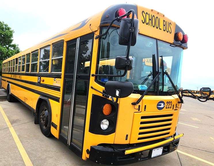 2016 BLUE BIRD ALL AMERICAN SCHOOL BUS #223