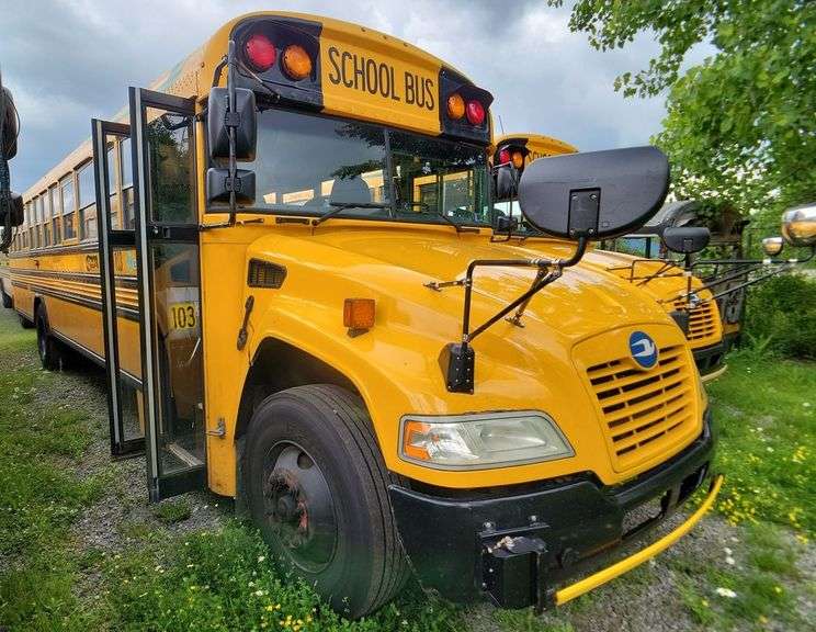 2016 BLUE BIRD BB VISION SCHOOL BUS #103