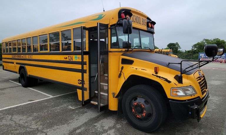 (2) 2016 BLUE BIRD BB VISION SCHOOL BUSES Located in ELIZABETH, PA
