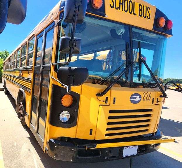 2016 BLUE BIRD ALL AMERICAN SCHOOL BUS #226